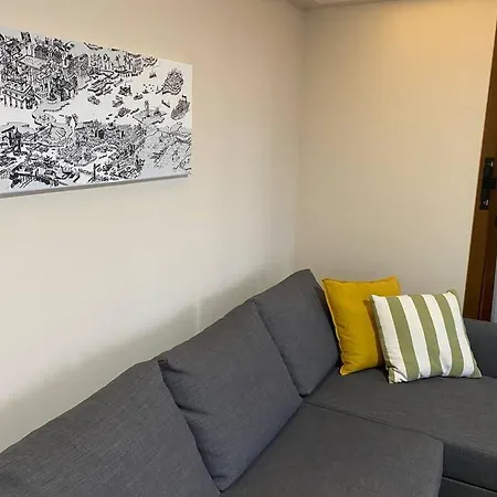 Cozy In Center Of * Esmirna