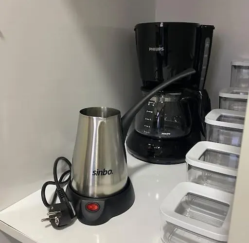 Cozy In Center Of Измир